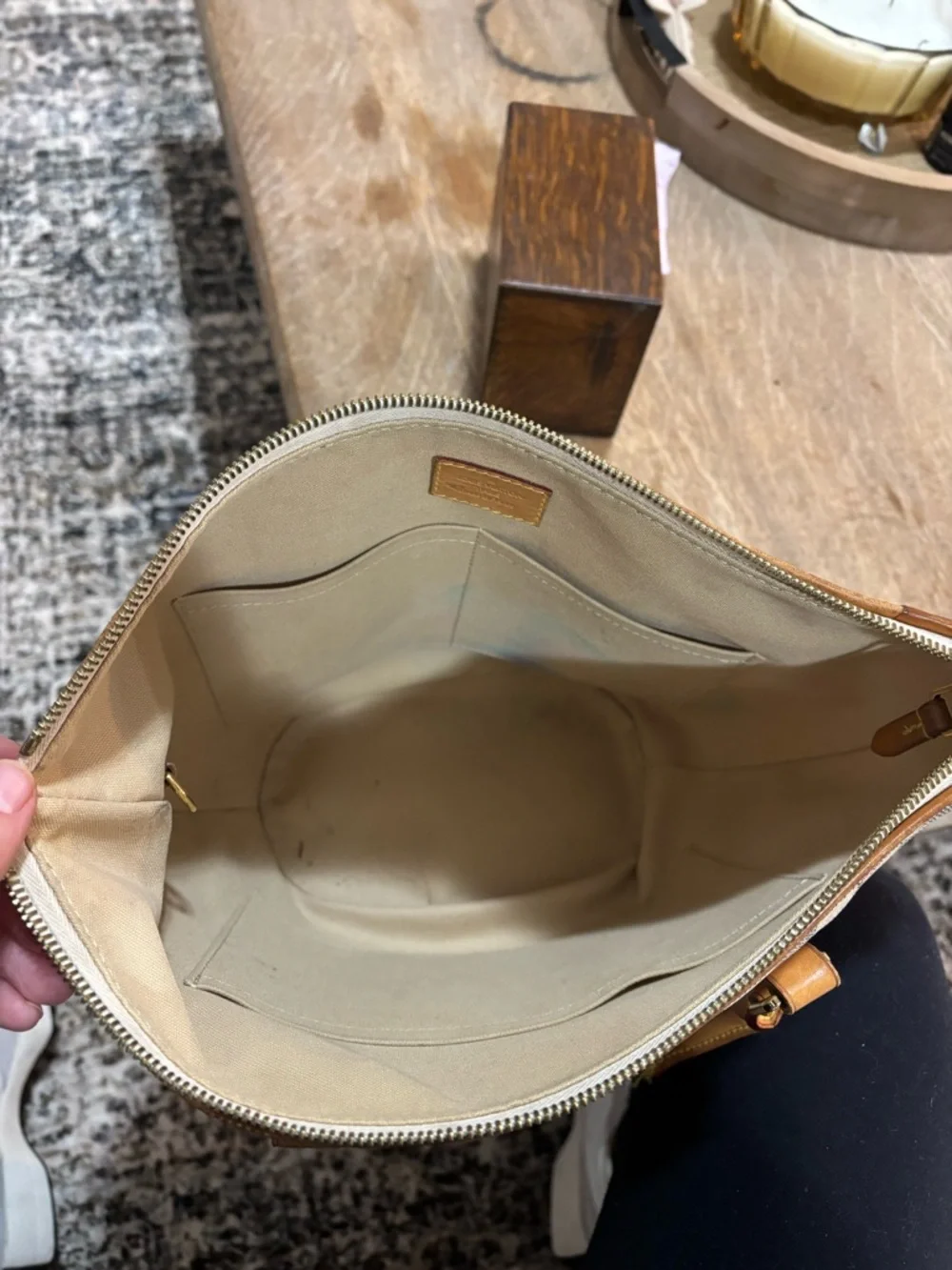 Louis Vuitton Azur handbag - Picture 5 of 8